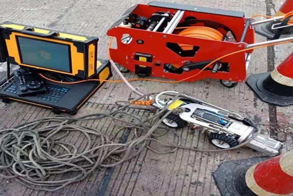 平舆CCTV管道检测机器人